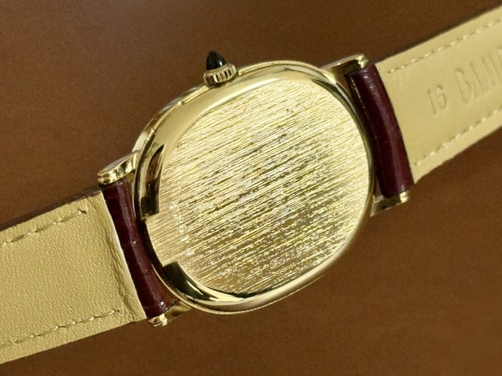 Girard-Perregaux with a Champagne Gold Dial and Black Onyx Crown img 0680